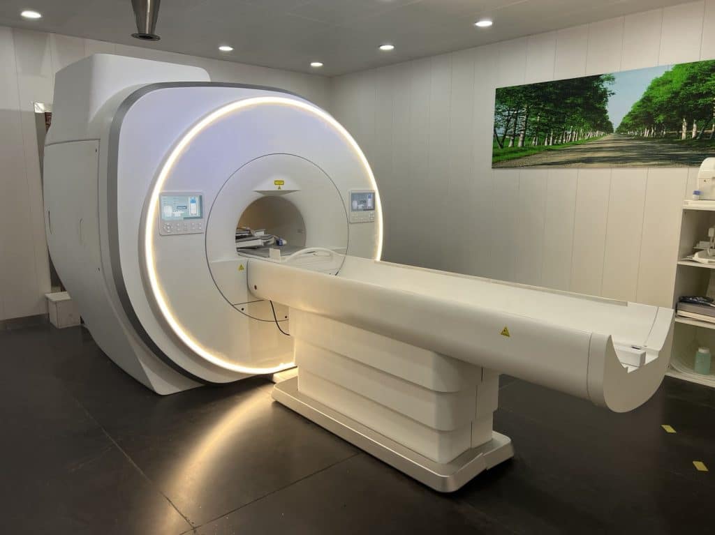 MRI D054K